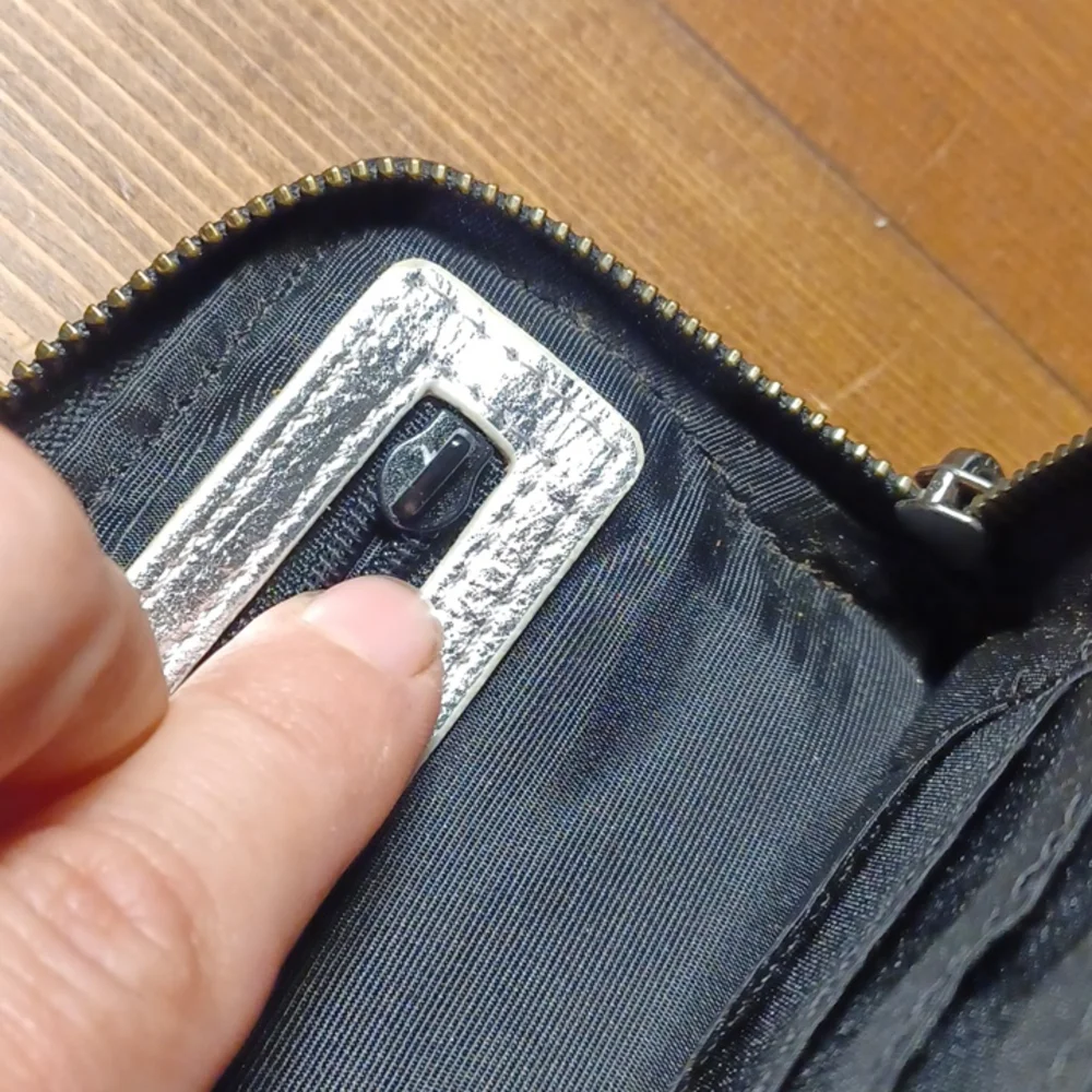 Calvin  Klein  wallet - Picture 10 of 16